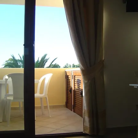 Aparthotel Marinella, Sardegna *