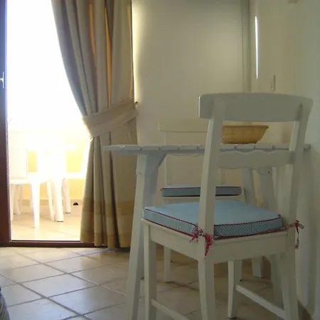 Marinella, Sardegna 3* מרינלה