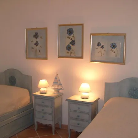 מלון דירות Marinella, Sardegna מרינלה